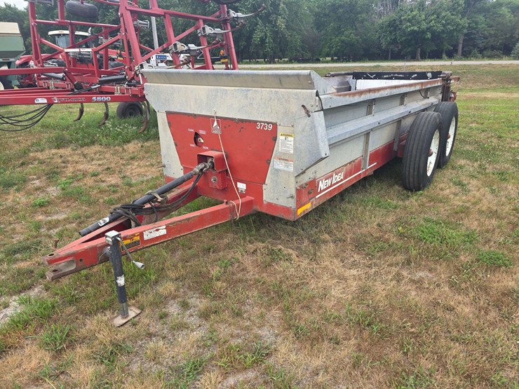 2001-agco-3739-image-1