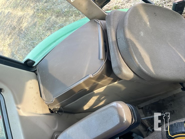 2008-john-deere-7230-premium-image-65