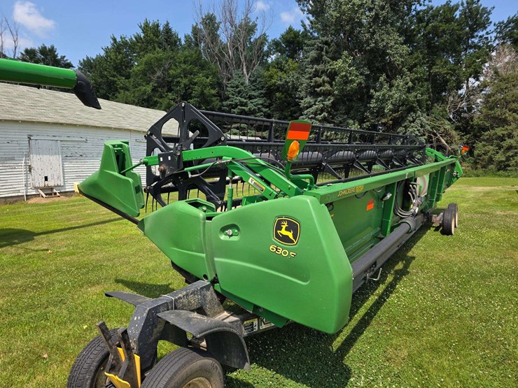 2013-john-deere-630f-image-2
