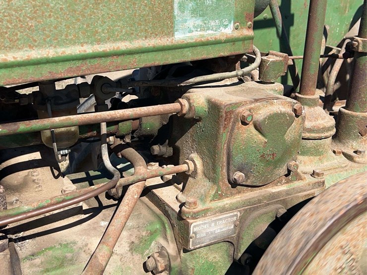 john-deere-model-b-image-52
