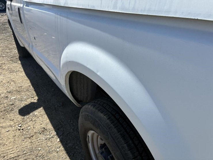 2001-ford-f250-image-5