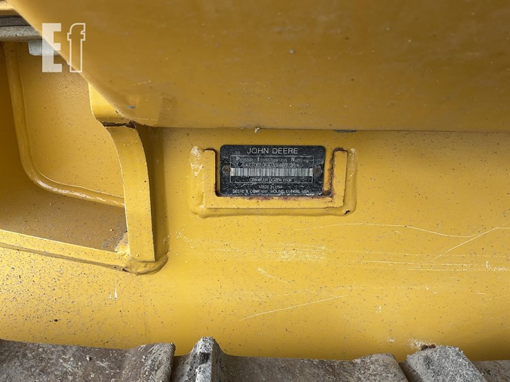 2021-deere-650k-lgp-image-19
