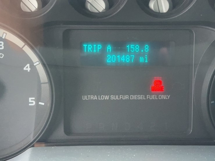 2013-ford-f750-image-21
