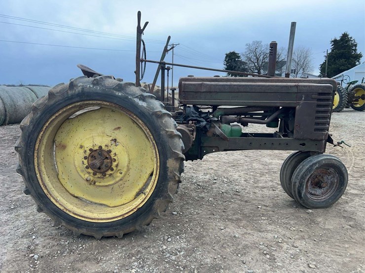 john-deere-model-b-image-6