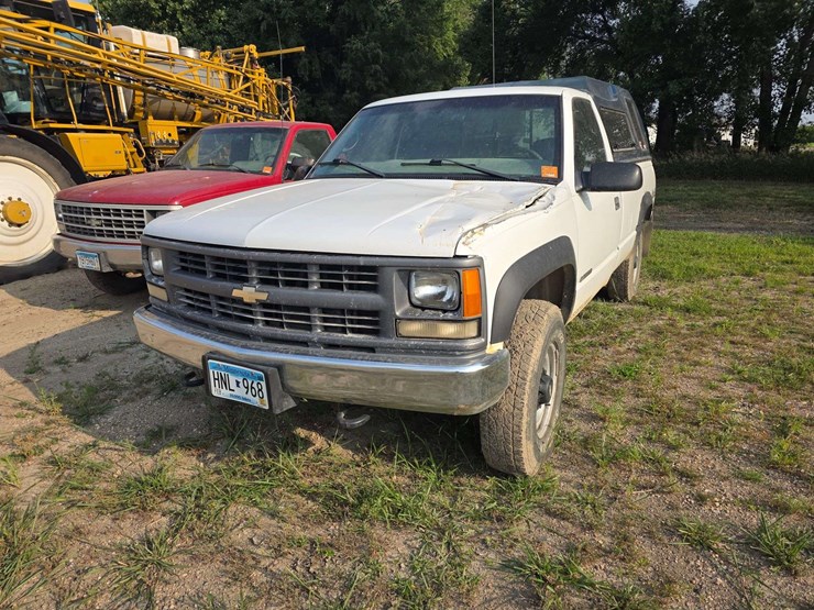 1999-chevrolet-silverado-2500-image-4