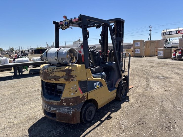 2016-caterpillar-2c6000-image-3