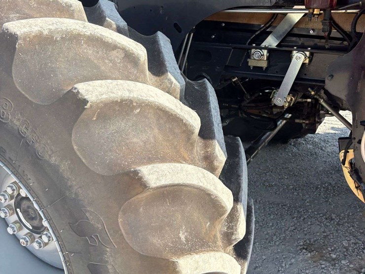2020-case-ih-8250-image-16