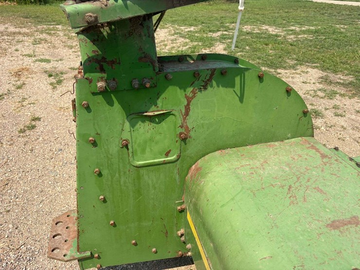 john-deere-3800-image-21