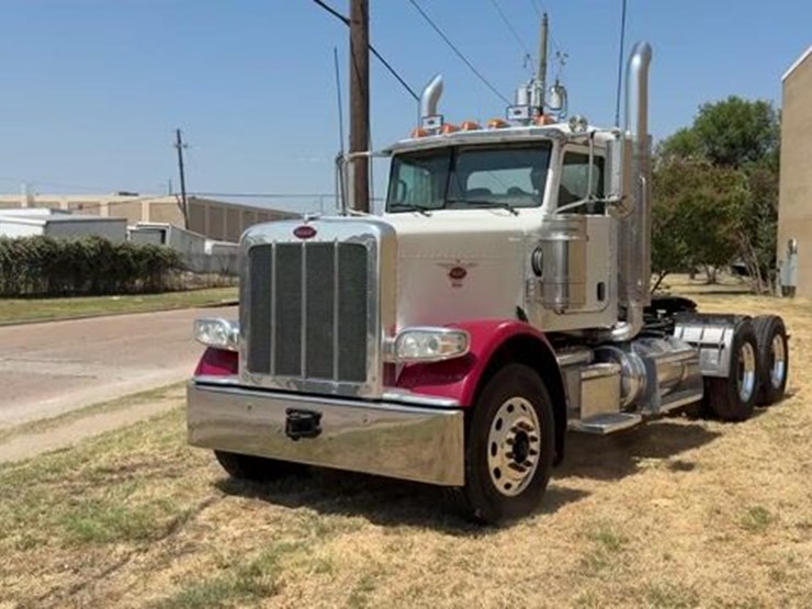2014-peterbilt-388-image-1