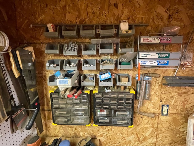 #7127-•-contents-of-wall-image-2
