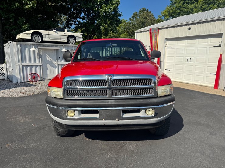 2001-dodge-ram-2500-image-13