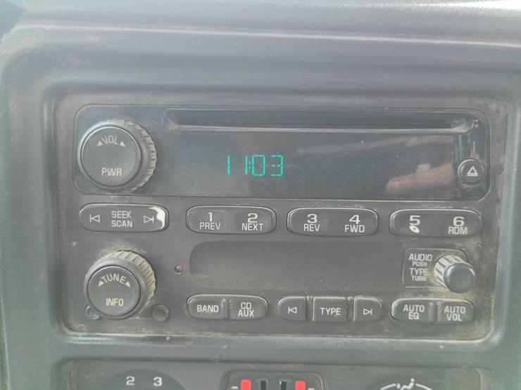 2006-chevrolet-silverado-3500-image-42