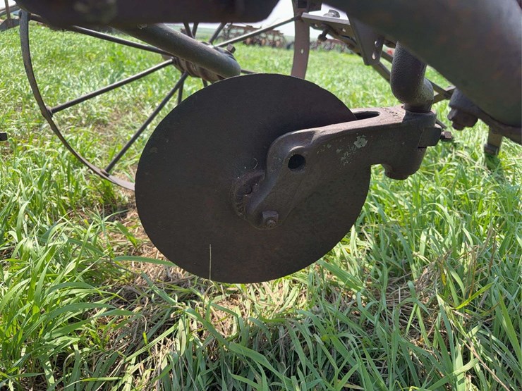 avery-three-bottom-14”-pull-type-moldboard-plow-image-20