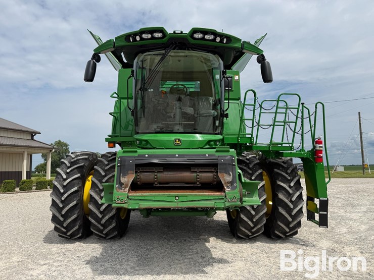 2024-john-deere-s780-image-2