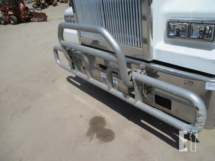 2019-western-star-4900-image-27