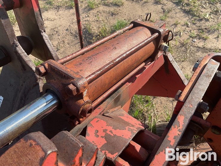massey-ferguson-57-image-11