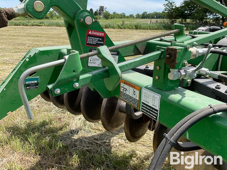 2013-john-deere-512-image-12