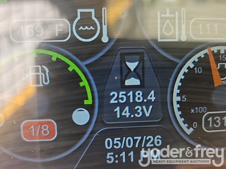 2021-caterpillar-289d3-image-36
