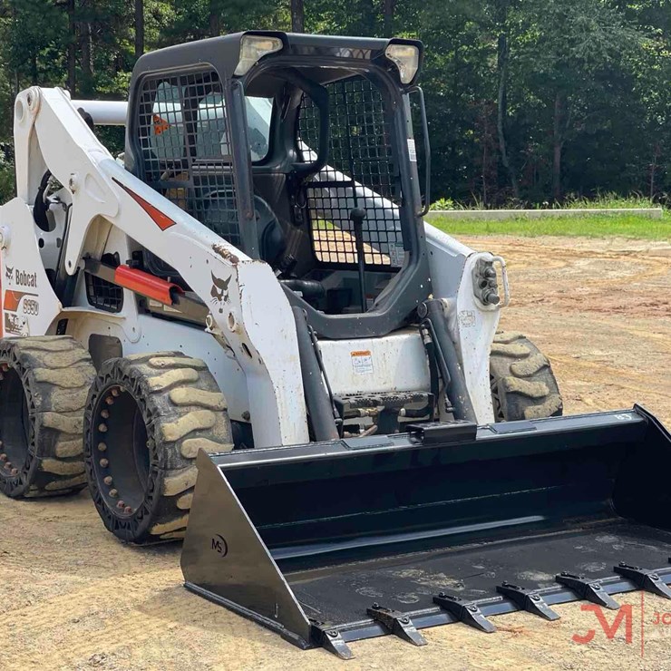 2017 BOBCAT S650 SKID STEER LOADER