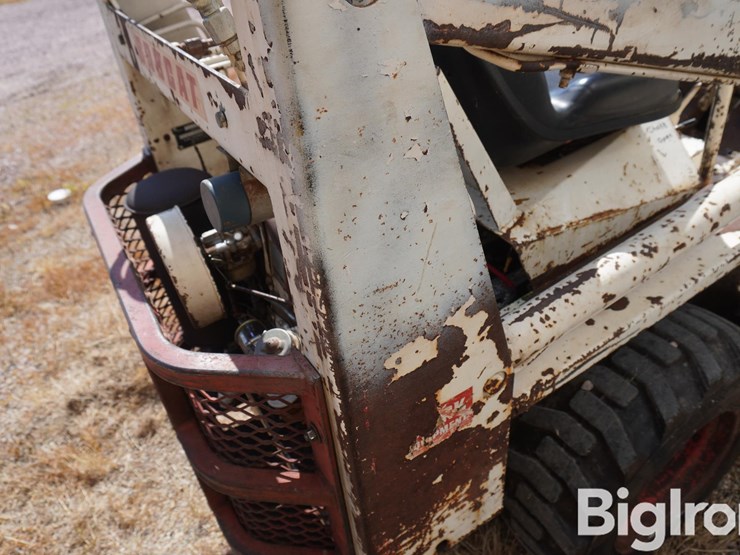 bobcat-m371-image-10