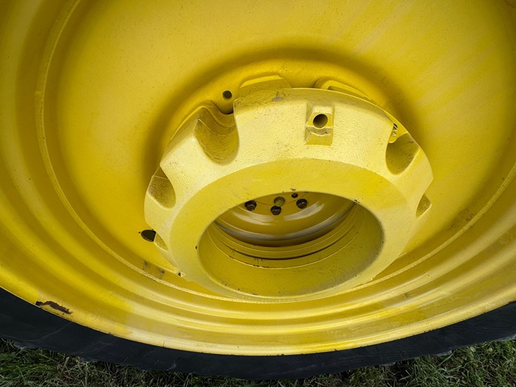 john-deere-8285r-image-15