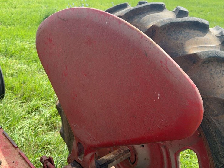 farmall-200-image-38