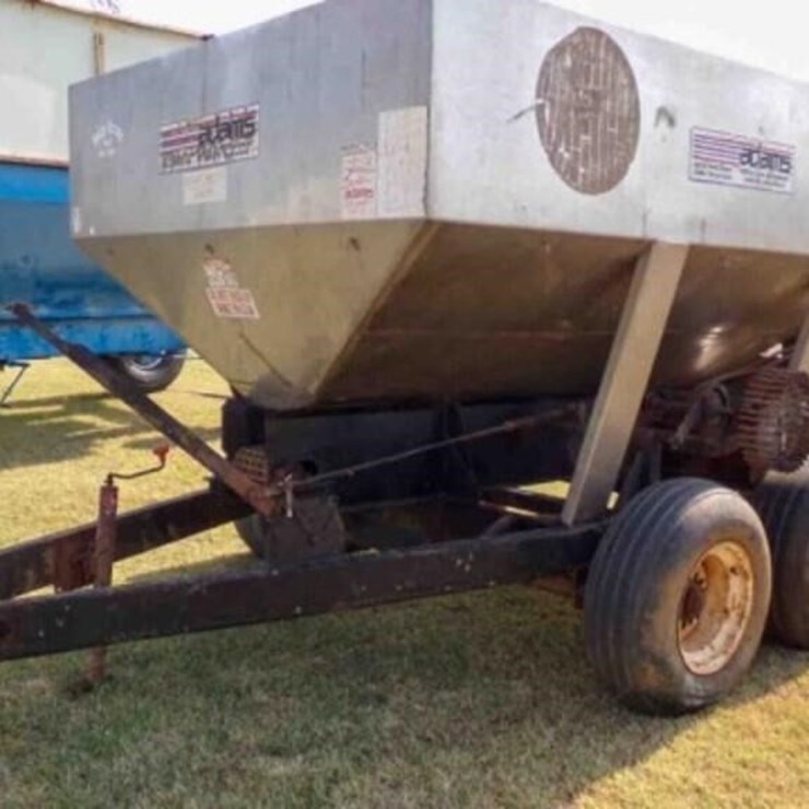 ADAMS GROUND DRIVEN FERTILZER SPREADER