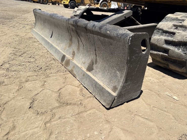 2017-caterpillar-304e2-cr-image-9