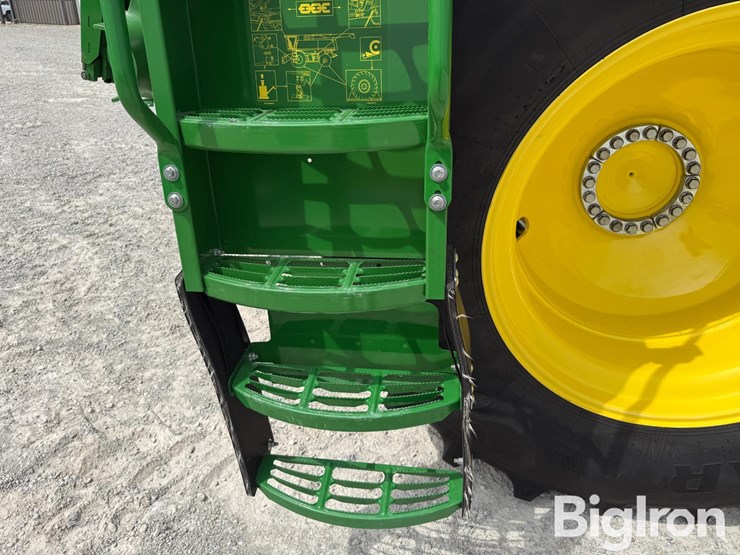 2024-john-deere-s780-image-13