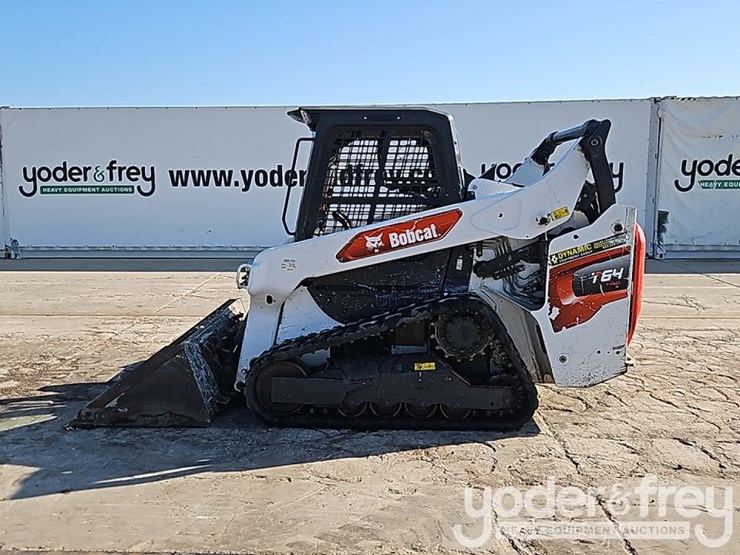 2024-bobcat-t64-image-3