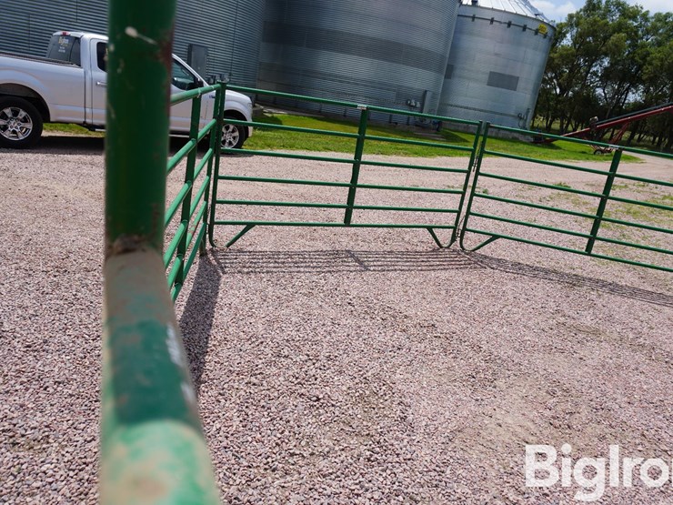 big-valley-corral-image-12