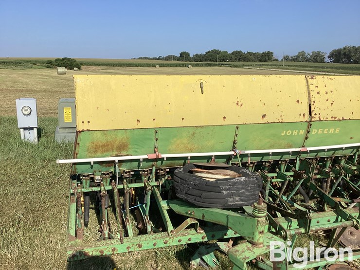 deere-tires-image-18