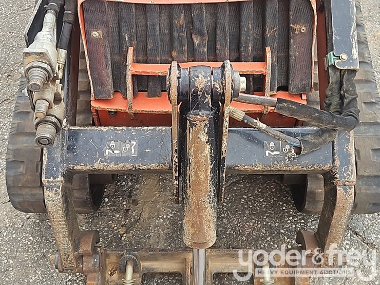 2019-ditch-witch-sk1050-image-14