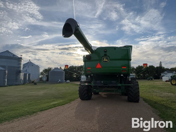 2019-john-deere-s770-image-6