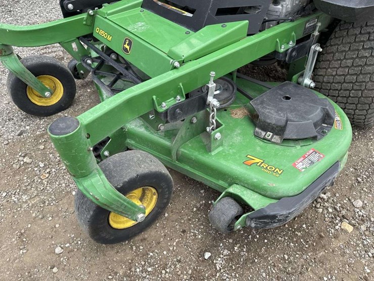 john-deere-m-image-6