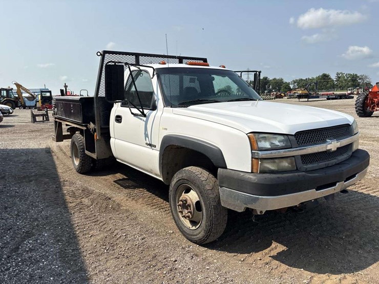 2003-chevrolet-c3500-image-6