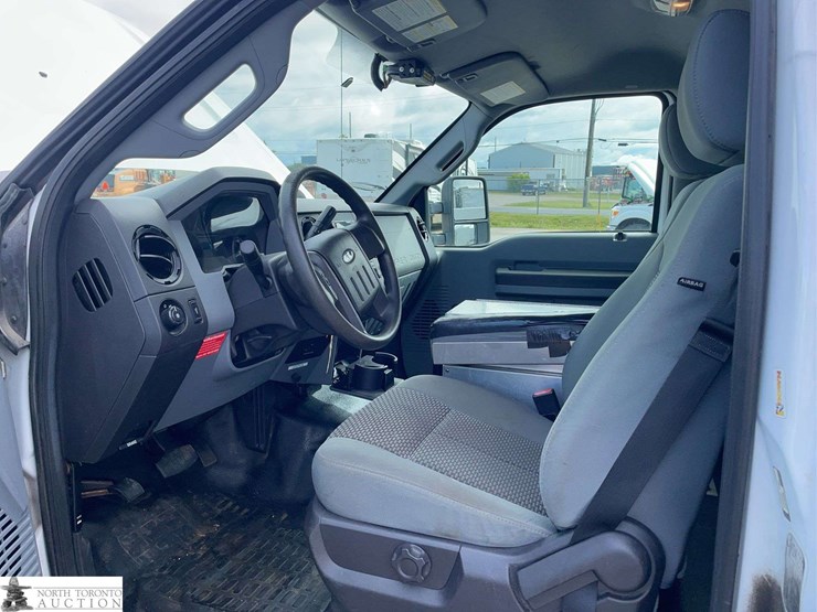 2013-ford-f350-image-11