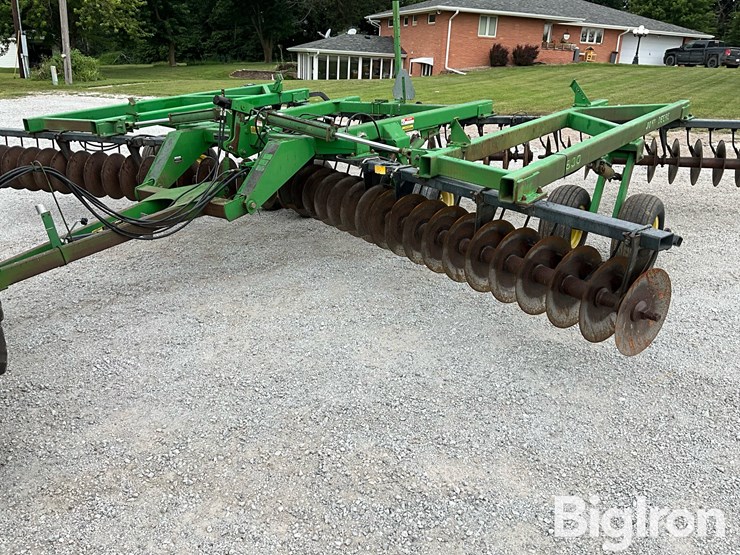 john-deere-630-image-9