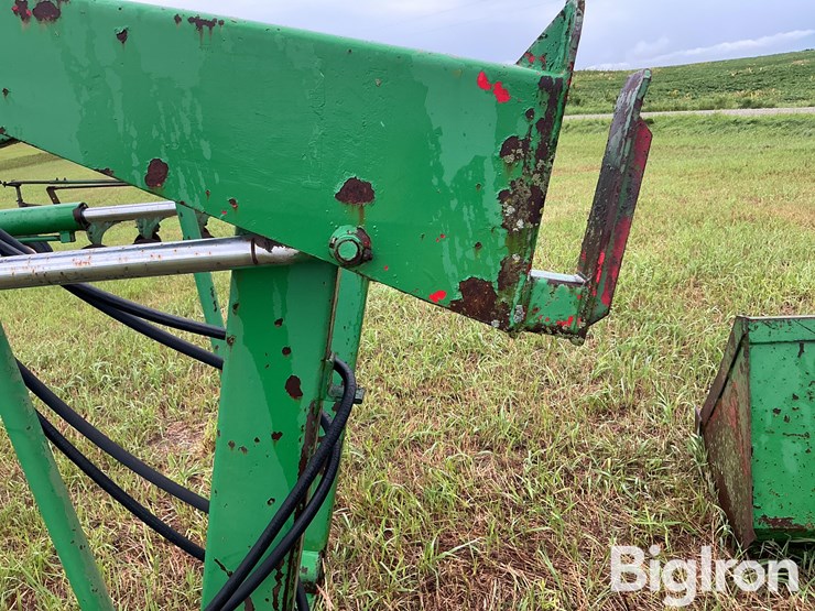 john-deere-4440-image-19