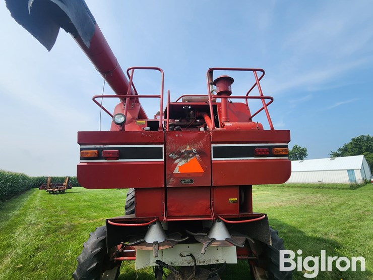 1983-case-ih-1460-image-9