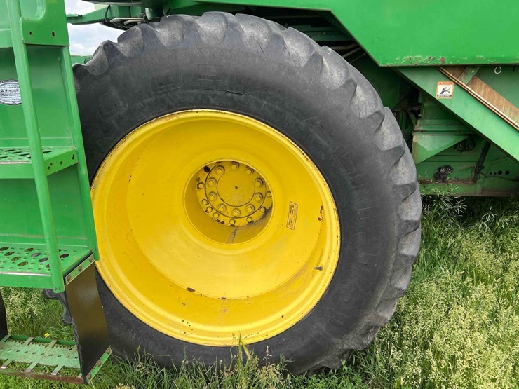 john-deere-9610-image-40