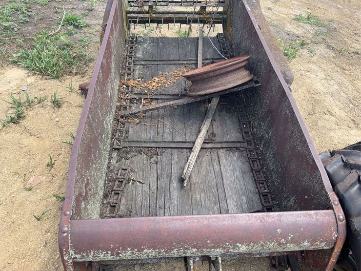 manure-spreader-image-6