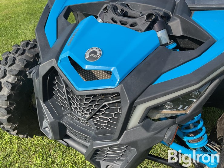 2022-can-am-maverick-x3-image-9