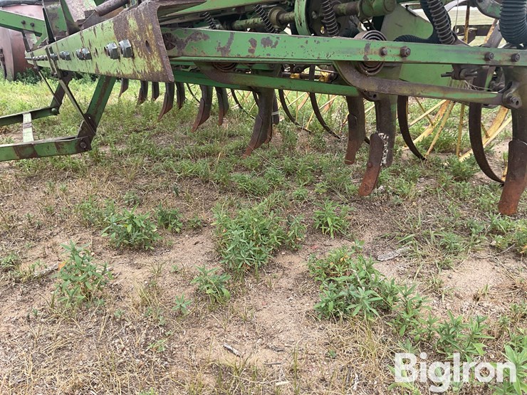 john-deere-ll-image-11