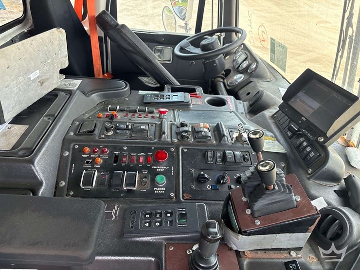 2019-autocar-xpeditor-image-19