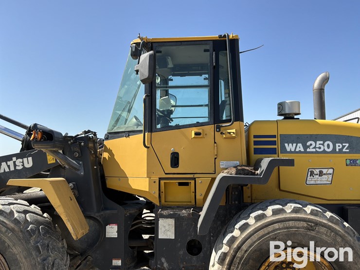 2011-komatsu-wa250pz-6-image-10