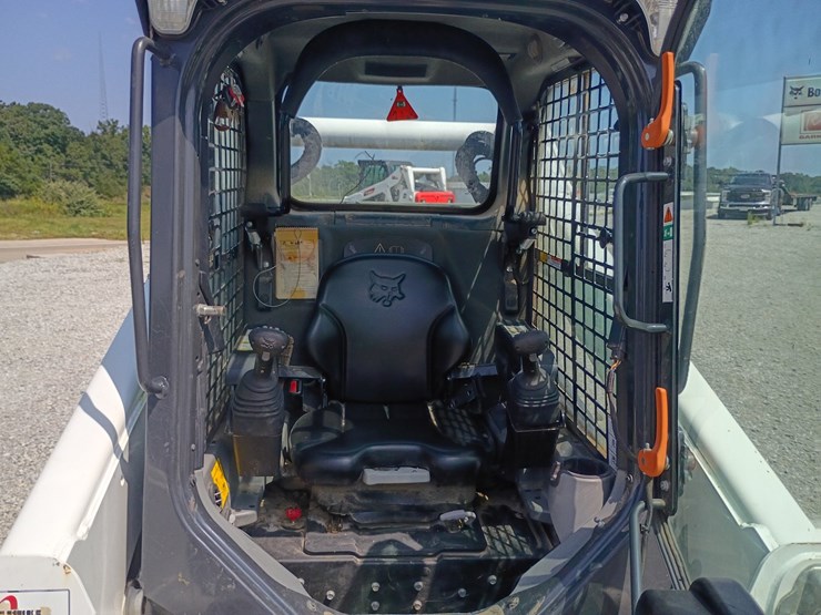 2024-bobcat-t650-image-27