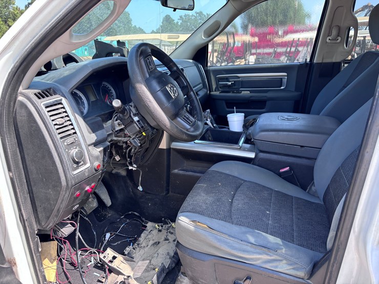 2013-dodge-ram-2500-image-6