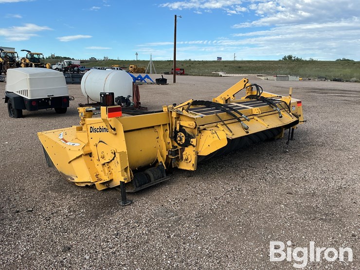 new-holland-750hd-image-7