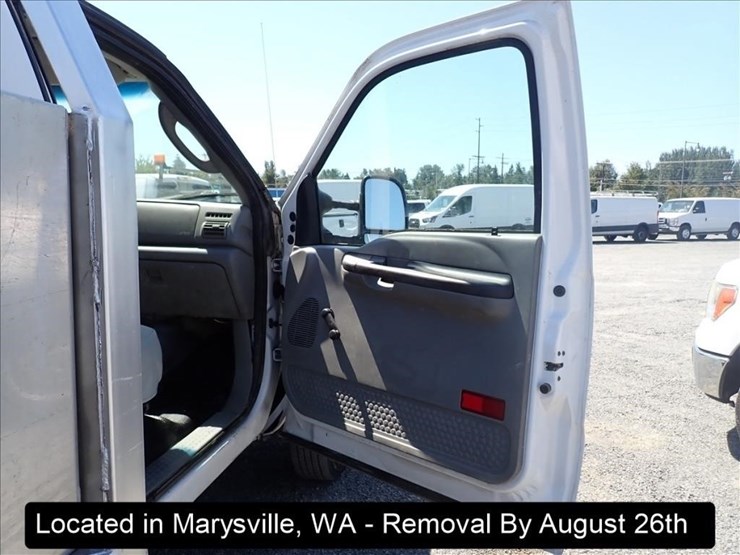 2005-ford-f450-image-22